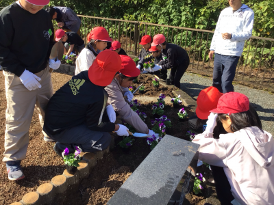 ４年生_学年連絡_兵頭　浩二_東蓮寺ダム清掃_1